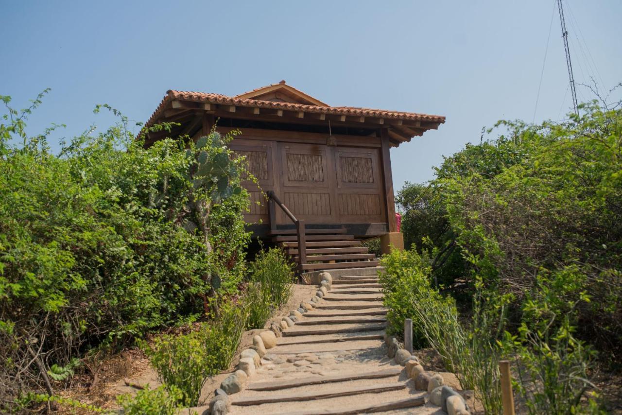 Playa Viva Hotel Juluchuca Exterior photo