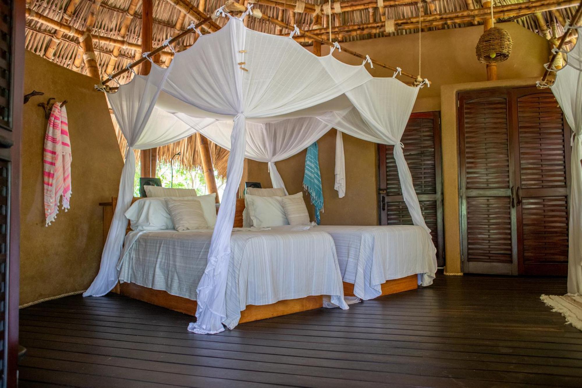 Playa Viva Hotel Juluchuca Exterior photo